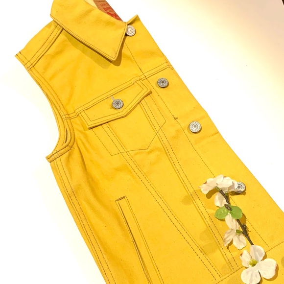 LEVI’S Mustard Denin Vest - Picture 4 of 5